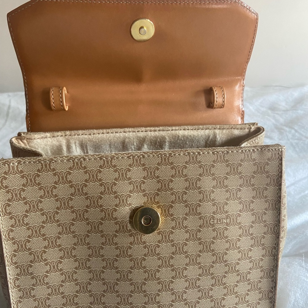 RARE CELINE VINTAGE HANDLE MACADAM BAG 
*Collector's item* - Picture 10 of 17
